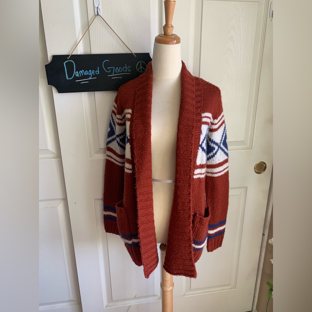 Retro-Inspired Knit Cardigan